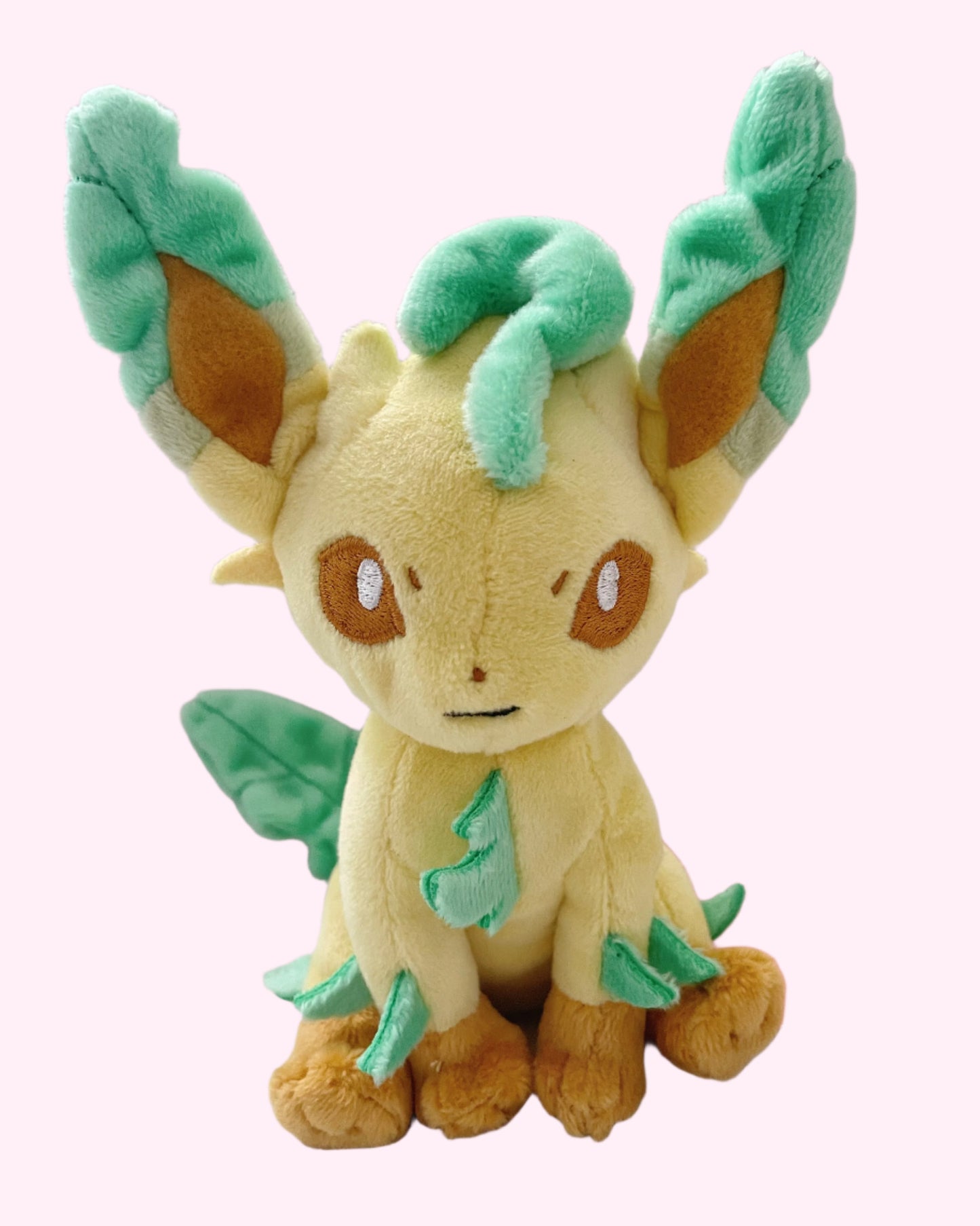 Pokémon Leafeon Fit Plush